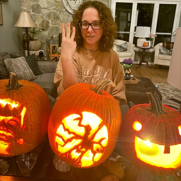 Meet your Posher, Vanessa - Picture 1 of 1